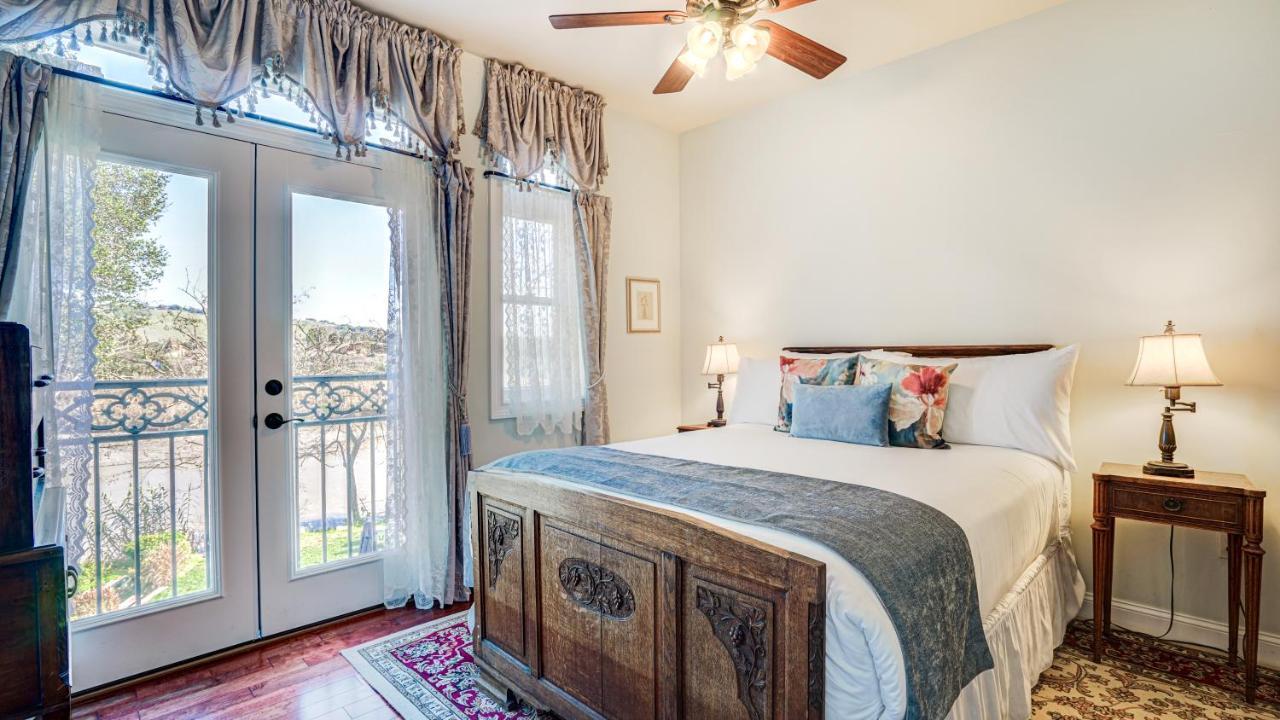 The River Belle Inn Healdsburg Bagian luar foto