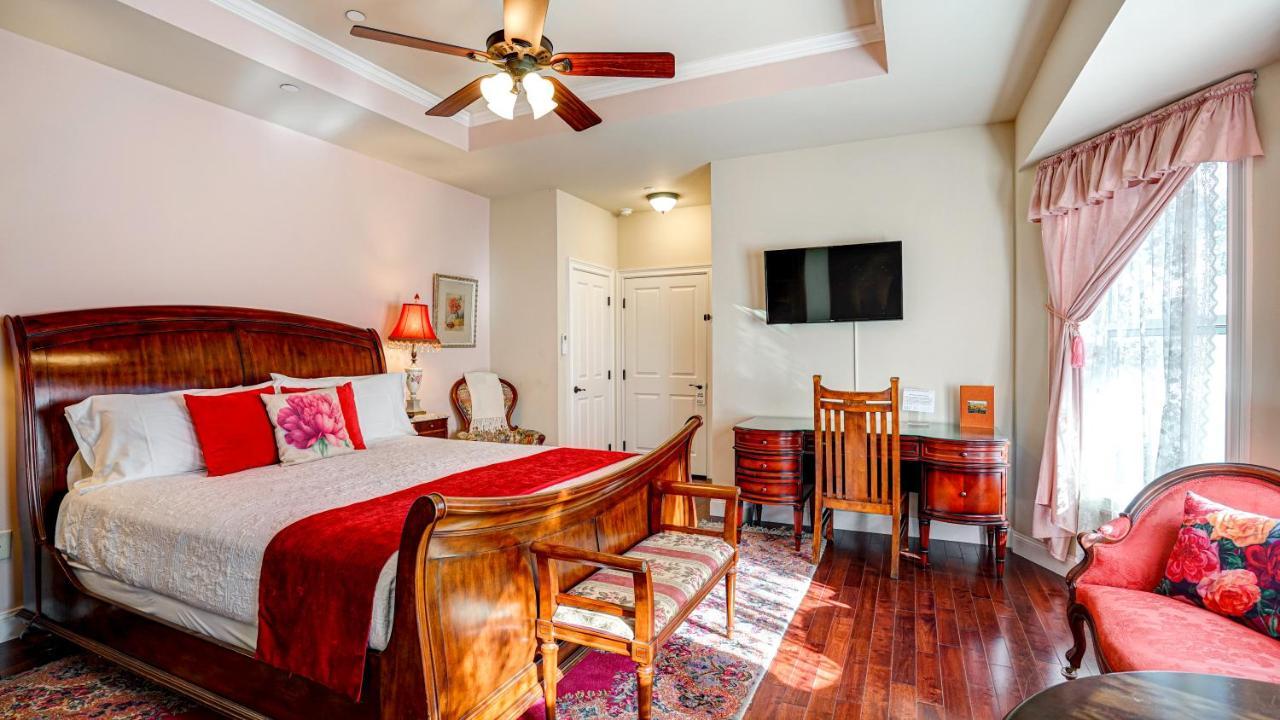 The River Belle Inn Healdsburg Bagian luar foto
